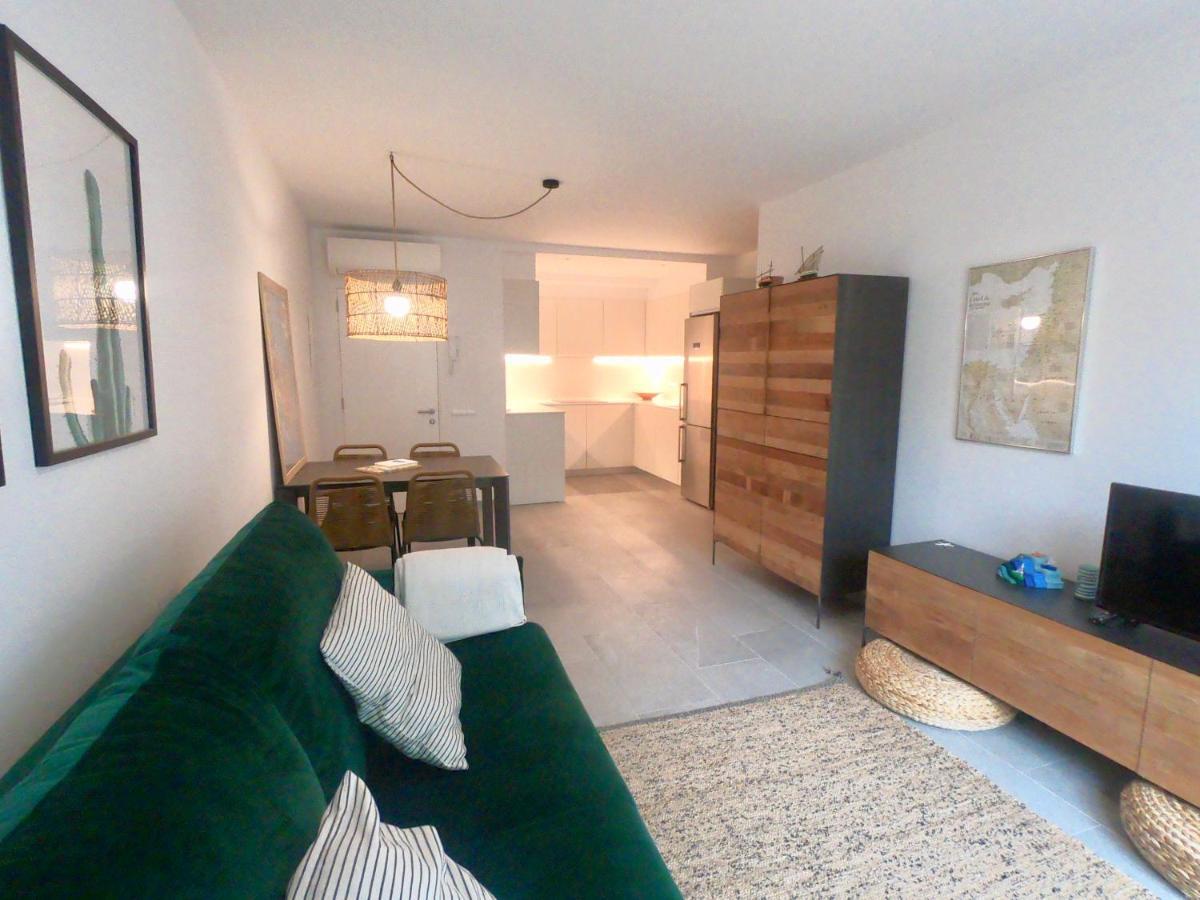 Apartamento Nuevo En El Centro Con Garaje Cadaques Ngoại thất bức ảnh