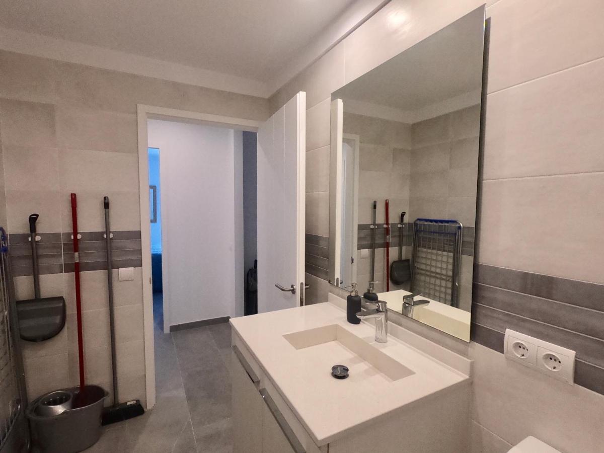 Apartamento Nuevo En El Centro Con Garaje Cadaques Ngoại thất bức ảnh